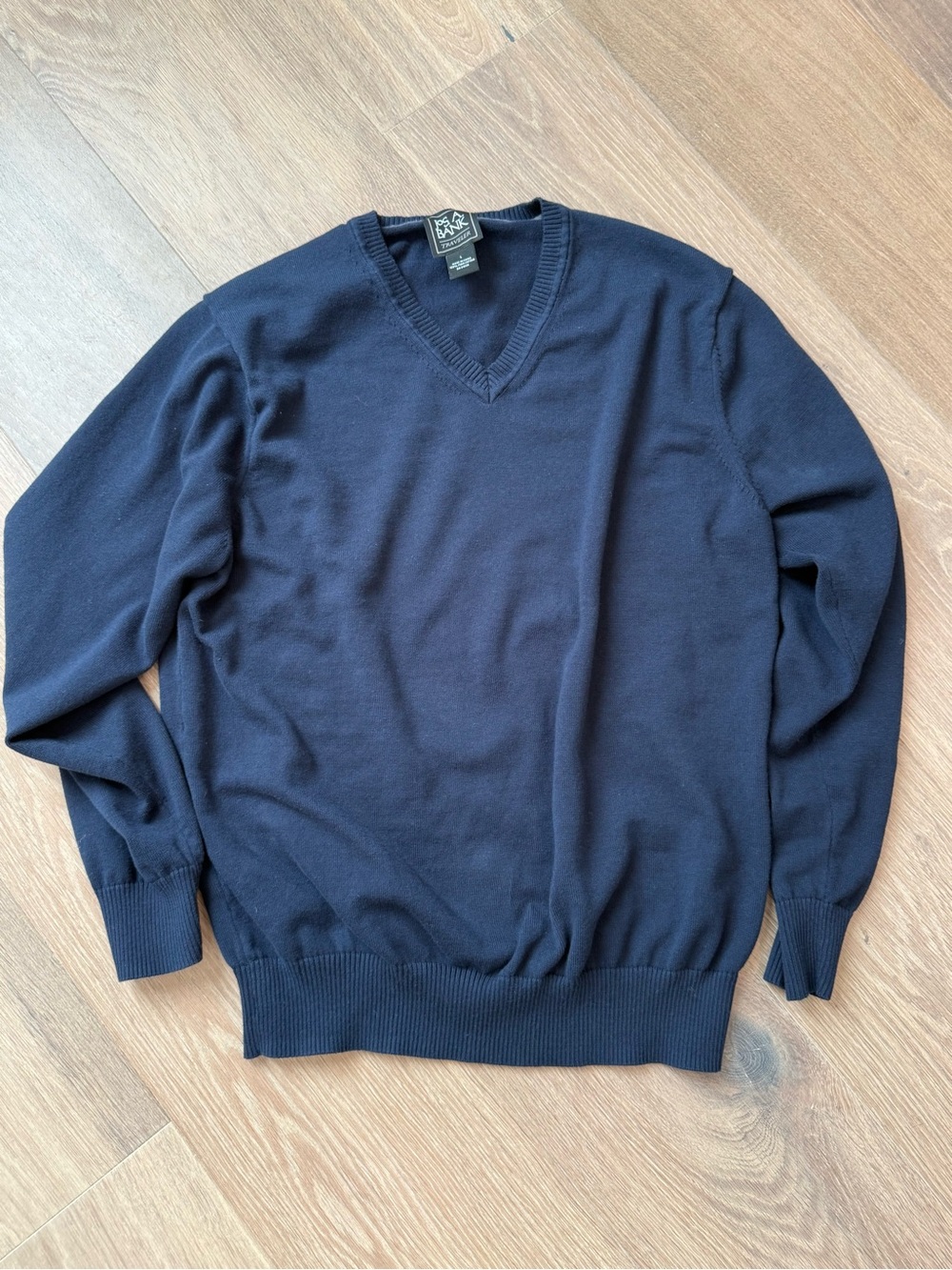 Jos. A. Bank Men’s Navy V-Neck traveler Sweater size large Pima cotton